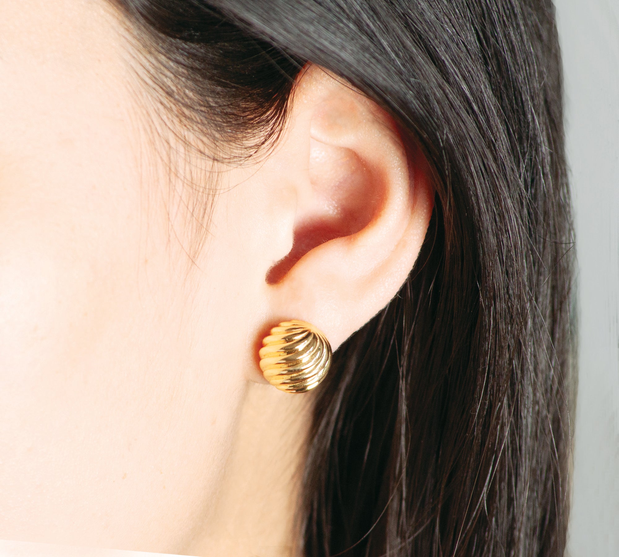 OCEANO Stud Earrings