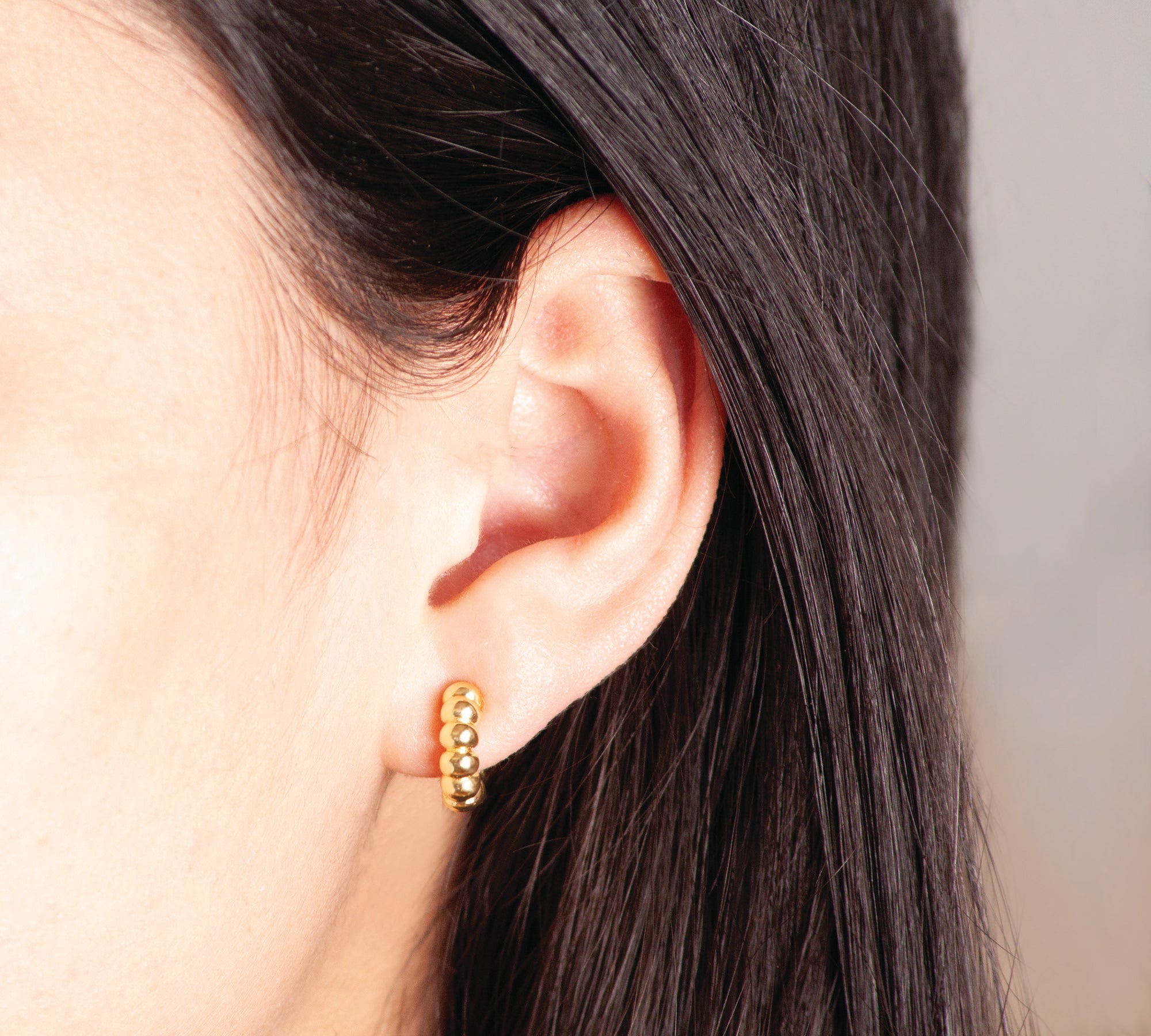 BURBUJAS Demi-Hoop Earrings