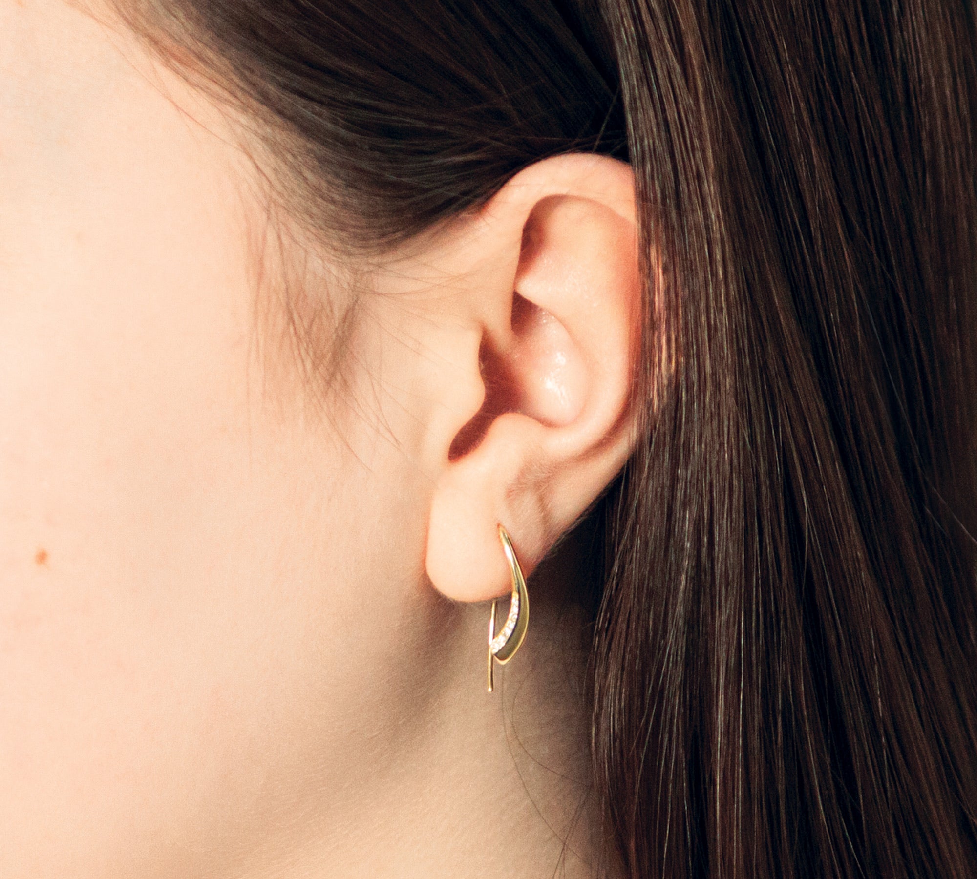 ELONGE Drop Earrings
